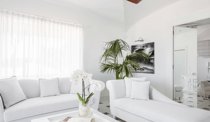 Capritouch Executive Suite